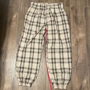 🌟 🌟 Shein plaid pants with elastic waist and ankle